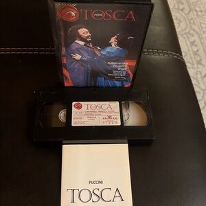 Tosca Opera VHS with Pavarotti